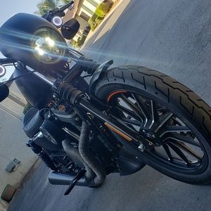 Meet your Posher, Charles